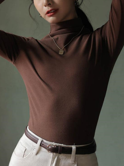 Solid color long sleeved T-shirt with half high neck base