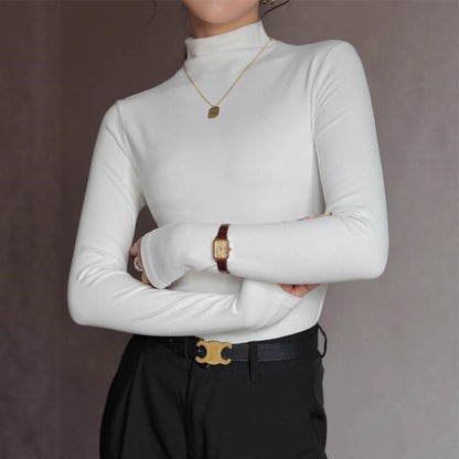 Solid color long sleeved T-shirt with half high neck base