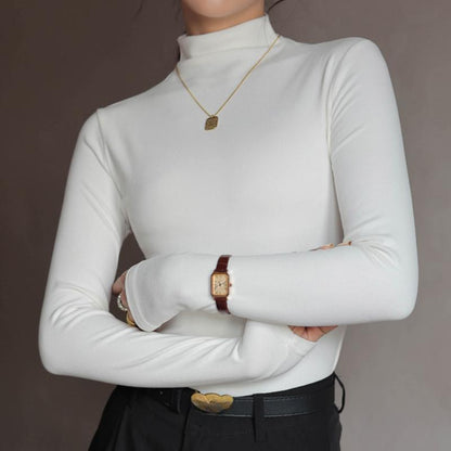 Solid color long sleeved T-shirt with half high neck base